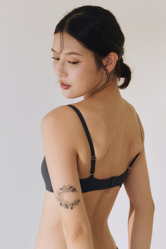 柔韌・マットグロウ 1/2 カップブラ｜ダスティブルー