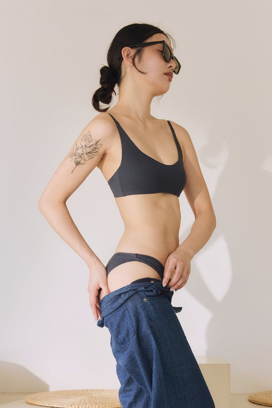 柔韌・マットグロウ 1/2 カップブラ｜ダスティブルー